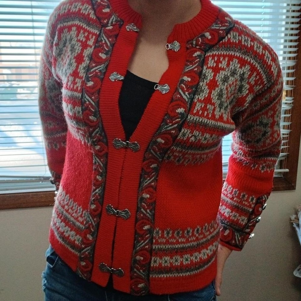 Vintage 80s classic red and‎ gray 100% wool cardigan sweater, size small